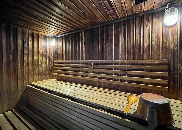 200m To Bts L Workspace L Kitchen L Sauna *