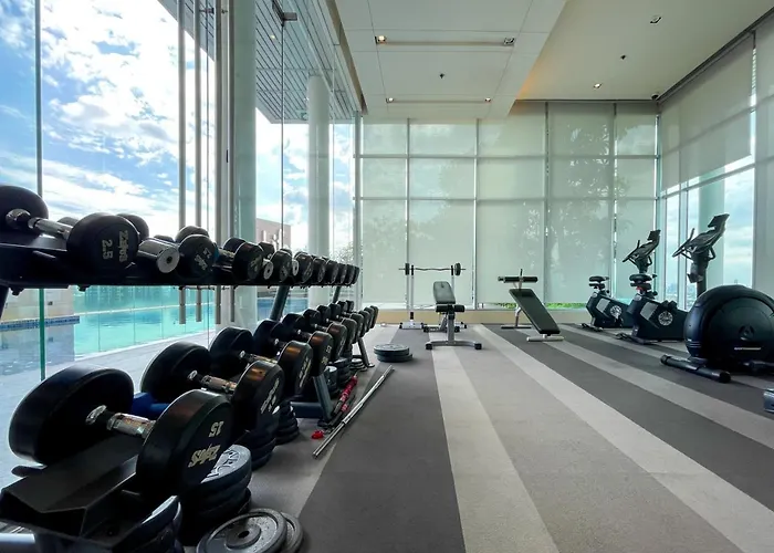 200m To Bts L Workspace L Kitchen L Sauna